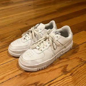 NIKE AIRS SIZE 38